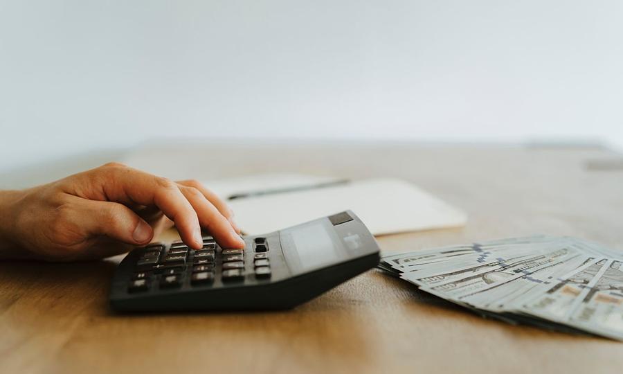 Комунальні платежі при оренді: хто, за що і скільки платить